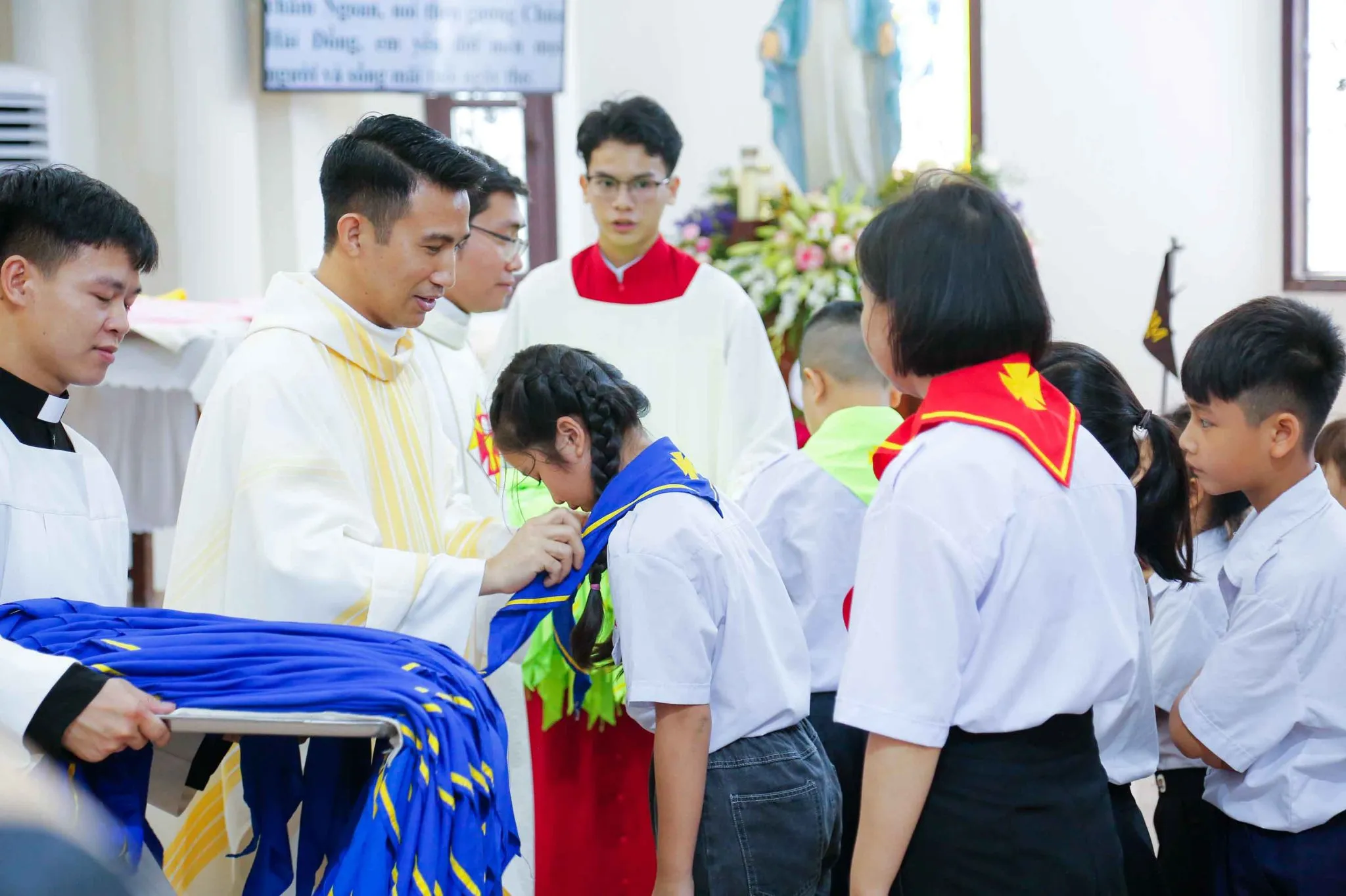 Xứ đoàn Thiếu nhi Thánh Thể Jacinta Marto